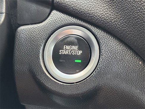 Used 2020 Chevrolet Equinox LT image 28