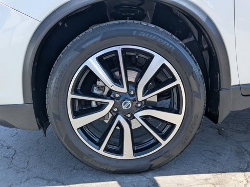 Used 2019 Nissan Rogue SL image 35