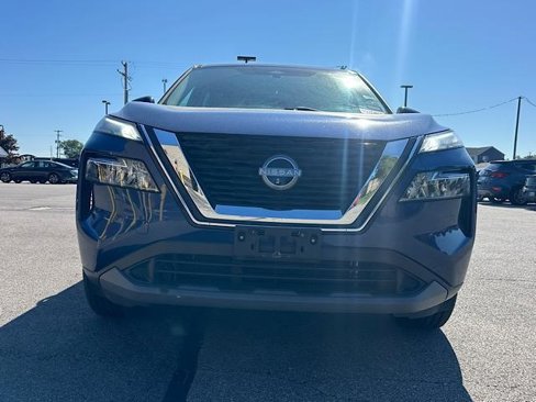 Used 2023 Nissan Rogue SV image 13