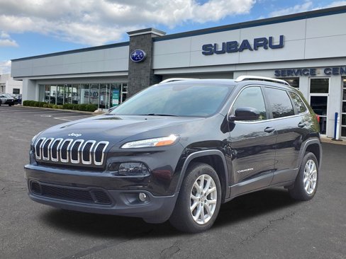 Used 2016 Jeep Cherokee Latitude w/ Cold Weather Group image 2