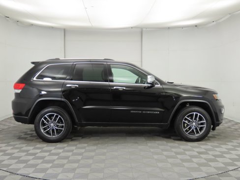 Used 2017 Jeep Grand Cherokee Limited w/ Luxury Group II image 4