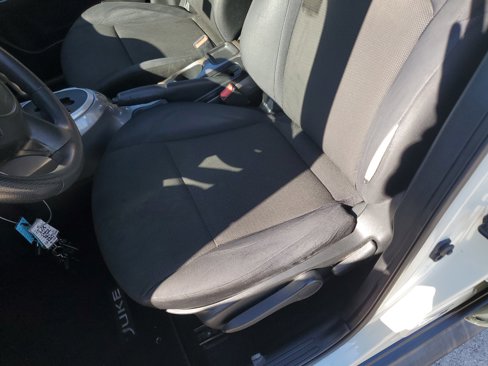 Used 2012 Nissan Juke S image 19
