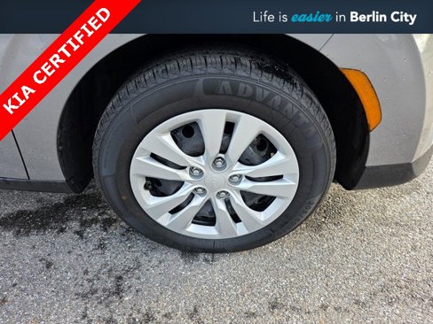 Certified 2023 Kia Soul LX image 12