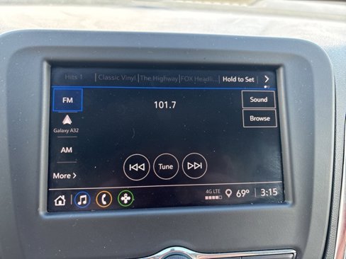 Used 2024 Chevrolet Equinox LT image 10