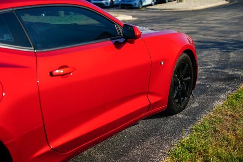 Used 2016 Chevrolet Camaro LT image 27