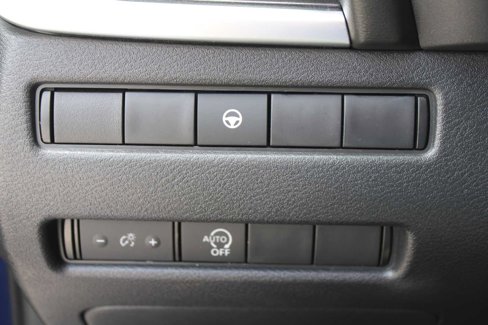Used 2023 Nissan Rogue SV image 24