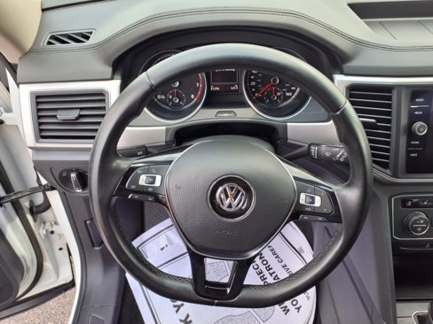 Used 2019 Volkswagen Atlas SE image 14