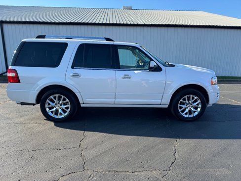 Used 2016 Ford Expedition Limited w/ Equipment Group 301A image 2