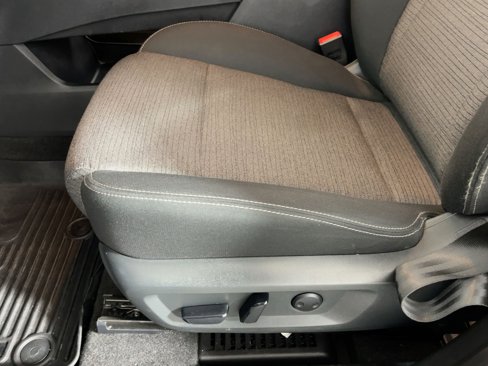 Used 2023 Nissan Rogue SV image 11