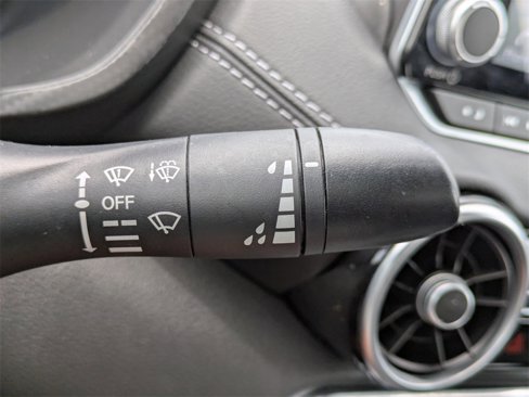 Used 2021 Nissan Sentra SV image 26
