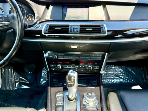 Used 2011 BMW 535i xDrive image 16
