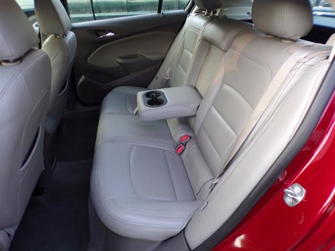 Used 2017 Chevrolet Cruze LT image 19