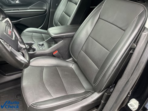 Used 2023 GMC Terrain SLT w/ Elevation Edition image 20