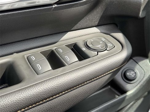 Used 2022 GMC Terrain AT4 w/ Tech Package image 17