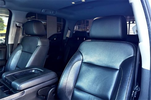 Used 2018 Chevrolet Silverado 1500 LT w/ Texas Edition image 9