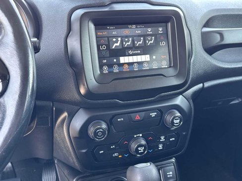 Used 2019 Jeep Renegade Altitude w/ Quick Order Package 2XM image 20