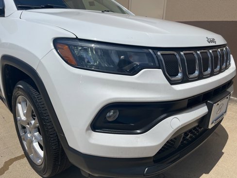 Used 2022 Jeep Compass Latitude image 7