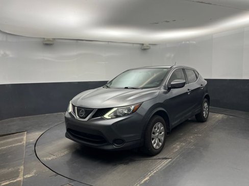 Used 2019 Nissan Rogue Sport S image 5