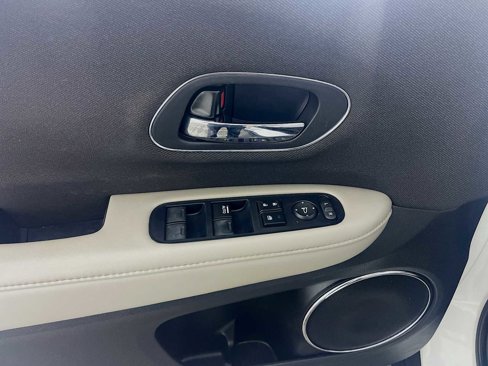 Used 2019 Honda HR-V EX image 15