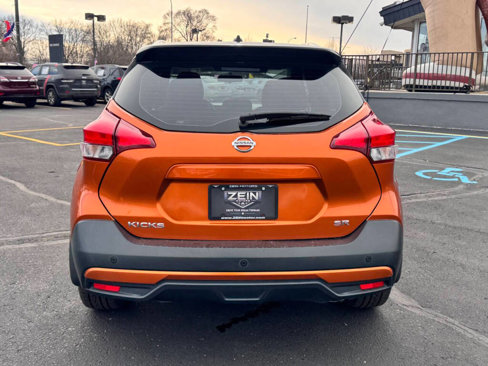 Used 2018 Nissan Kicks SR w/ Exterior Electronics Package image 24