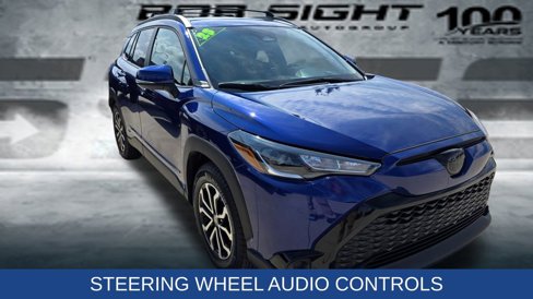 Used 2023 Toyota Corolla Cross SE image 8