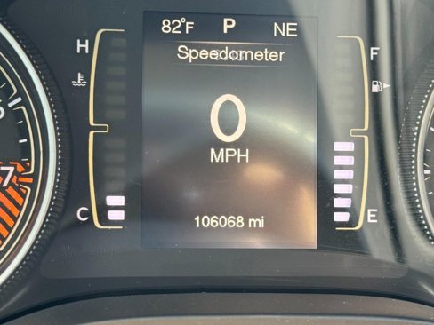 Used 2015 Jeep Cherokee Latitude w/ Safety Group image 18