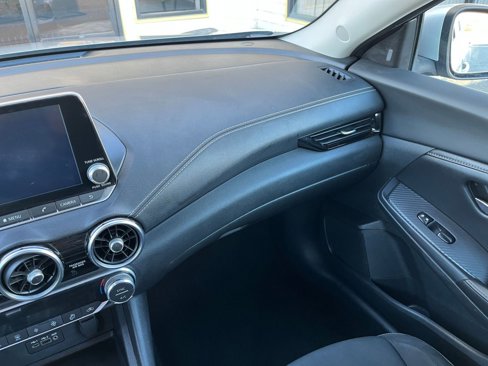 Used 2021 Nissan Sentra SV image 33