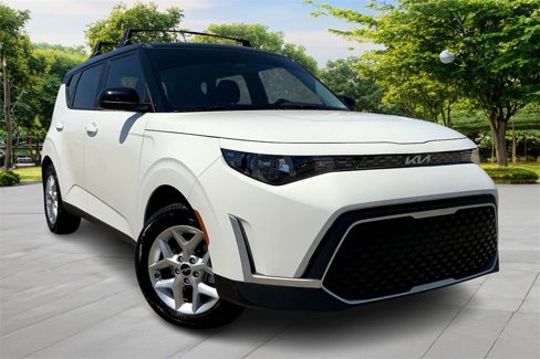 Used 2024 Kia Soul S image 3