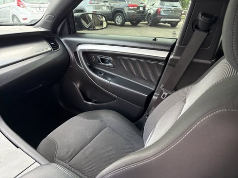 Used 2015 Ford Taurus SEL image 14