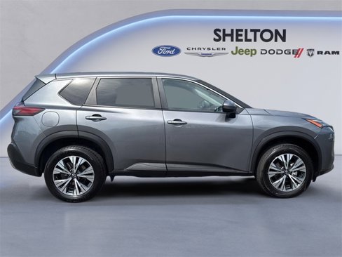 Used 2023 Nissan Rogue SV image 7