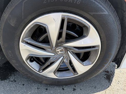 Used 2019 Honda Civic LX image 5