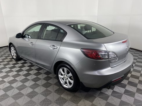 Used 2011 MAZDA MAZDA3 i Touring image 5