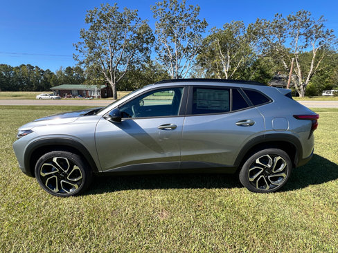 New 2026 Chevrolet Trax RS w/ Driver Confidence Package image 3