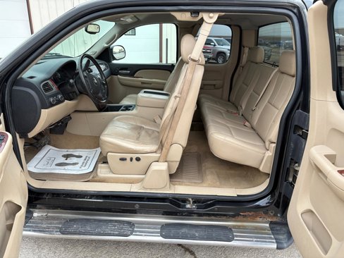 Used 2008 Chevrolet Silverado 1500 LTZ w/ Suspension Package, Off-Road image 13