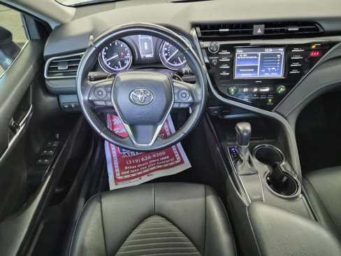 Used 2020 Toyota Camry SE image 7