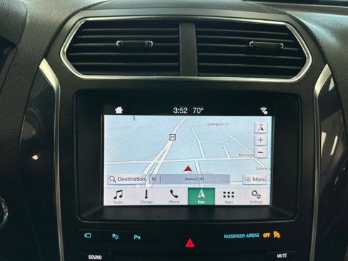 Used 2019 Ford Explorer Limited w/ Ford Safe & Smart Package image 14
