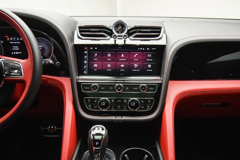 Used 2022 Bentley Bentayga Speed image 40