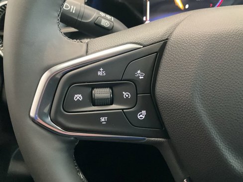 New 2025 Chevrolet Trax ACTIV w/ Driver Confidence Package image 4