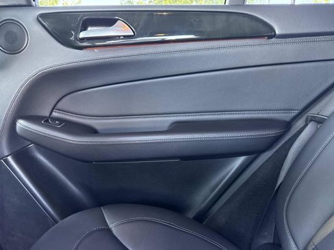 Used 2018 Mercedes-Benz GLE 43 AMG 4MATIC image 15