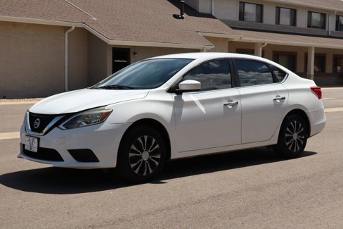 Used 2016 Nissan Sentra SV image 11