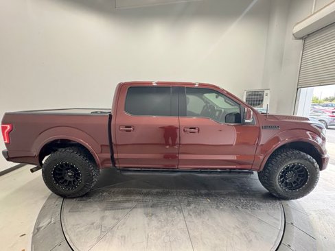 Used 2017 Ford F150 Lariat image 15