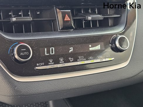 Used 2022 Toyota Corolla LE image 24