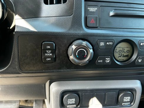 Used 2010 Honda Ridgeline RTS image 22