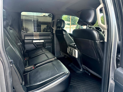 Used 2017 Ford F250 Lariat w/ Lariat Value Package image 16
