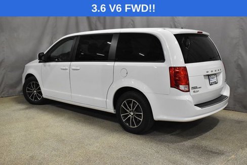 Used 2019 Dodge Grand Caravan GT image 3