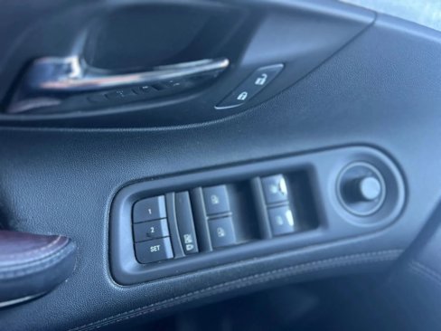 Used 2014 Buick LaCrosse Premium w/ Ultra Luxury Package image 17
