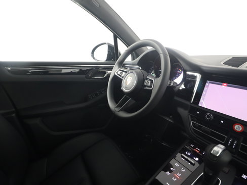 New 2025 Porsche Macan image 12