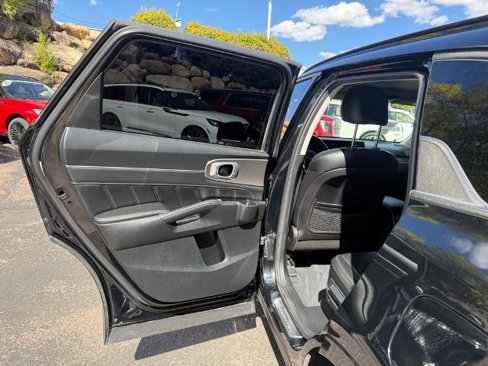 Used 2021 Kia Sorento SX image 17