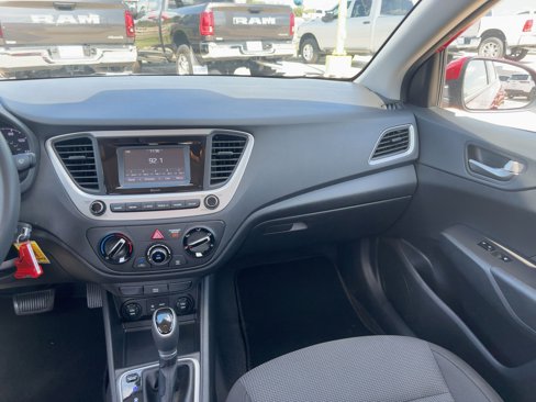 Used 2021 Hyundai Accent SE image 25