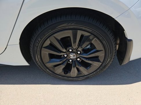 Used 2023 Honda Civic EX-L image 9